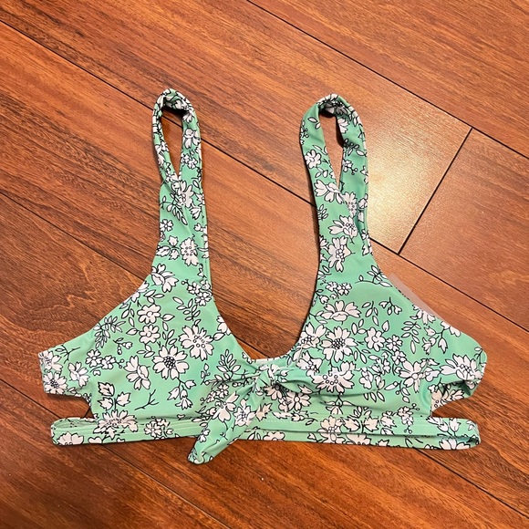 SHEIN Other - green floral bikini tie top